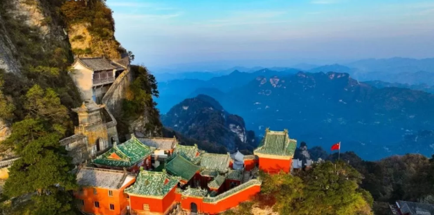 GSTravel VŨ HÁN - TƯƠNG DƯƠNG - NÚI VÕ ĐANG - THẦN NÔNG GIÁ - ĐẬP TAM HIỆP - KINH CHÂU - HOÀNG HẠC LÂU - CÔNG VIÊN ĐÔNG HỒ - 7N7Đ - CZ