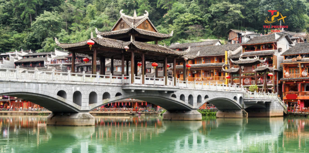 PHƯỢNG HOÀNG CỔ TRẤN - TRƯƠNG GIA GIỚI 6N5Đ